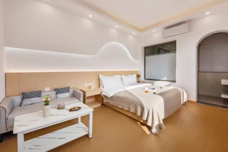 Dali NuanTu Mountain and Water Designer Boutique Hotel