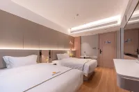 Mingyue Lake Hotel (Baise Longlin Branch) Hotels in Longlin