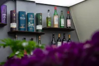 Xiao · ISVARA Designer Hotel (Huaihe Road Pedestrian Street) - Quầy bar
