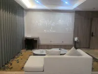 Yushu Thousand Households Hotel Hotels in Yushu