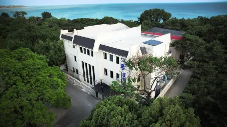 Hai Qianxun Boutique Resort & Hotel (Tiger Stone Seaside Park, Beidaihe) Отели рядом с достопримечательностью «Qin Palace Site»