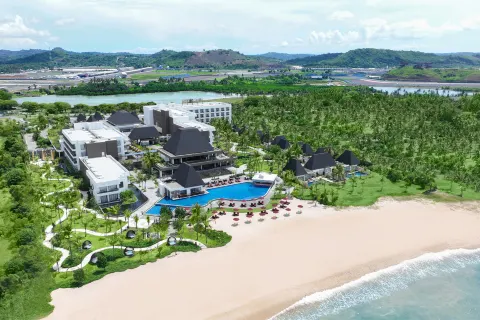 Pullman Lombok Merujani Mandalika Beach Resort