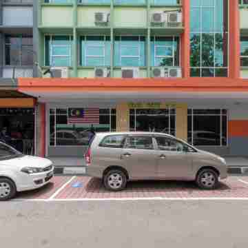 Capital O 89344 Labuan Avenue Hotel Hotel Exterior