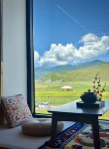 浪它梅朵・観山望湖居（ナパ海依拉草原） シャングリラ高山植物園周辺のホテル
