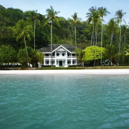 Cape Panwa Hotel Phuket Отели рядом с достопримечательностью «Залив Макхам»