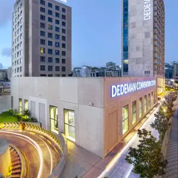 Park Dedeman Bostanci Hotel Hôtels à proximité de : Centre commercial Hilltown