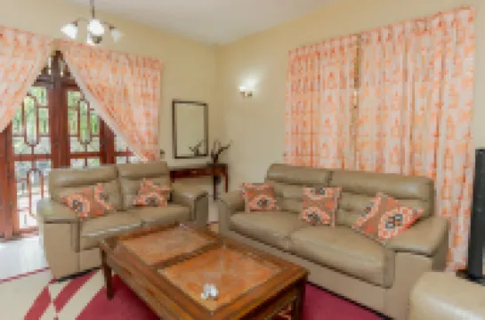 4- Bedroom Green Oasis in Kandy Hotels in Ampitiya