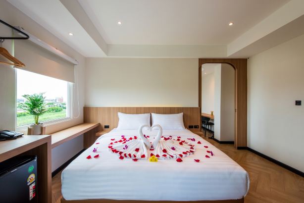 The Moment Hotels in Khlong Luang