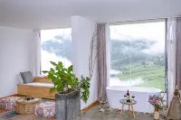 Yuanyang Huaweiwo No.2 Inn (Duoyishu Terraced Field Sunrise Inn) - balcony