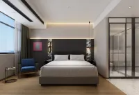 LBED BHAUS Bauhaus Art Residence (Suzhou Guanqian Street · Pingjiang Road Branch) - parking