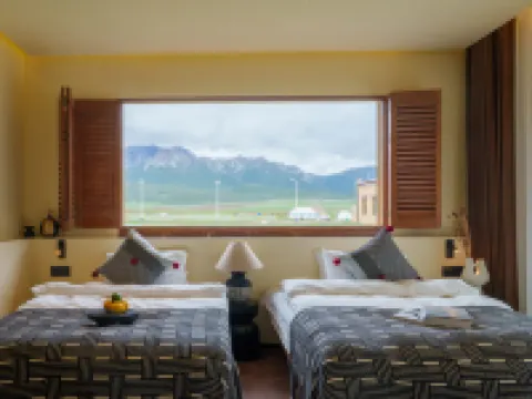 Guoluo Zhuosa Pastoral Snow Mountain Ranch Homestay Hotels near Qinghai Golog Gesa'er Museum