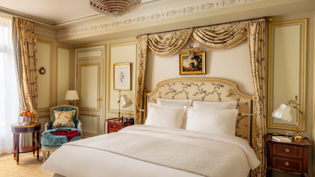 エグゼクティブルーム リッツ パリの写真