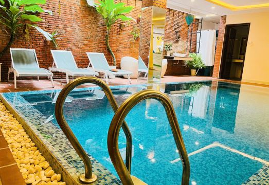 골든 리버 호텔 호이안