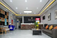 yi chain hotel Jinzhou commercial city - Park Yeri