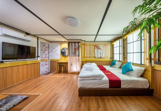 SHIN Hotel 80th Stadium Korat