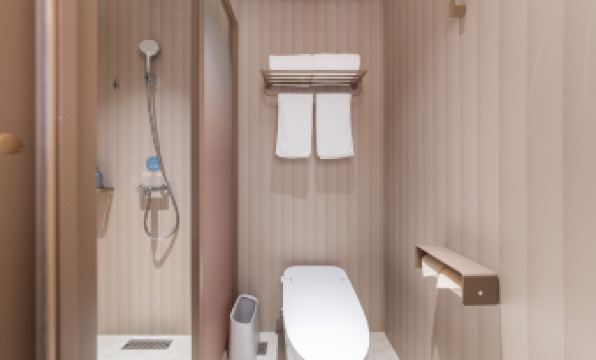 HanTing Hotel (Zhengzhou East Railway Station East Square Station Front Square)