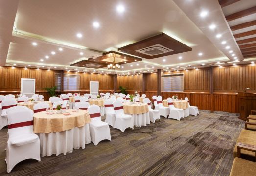 다양한 메뉴의 조식 뷔페