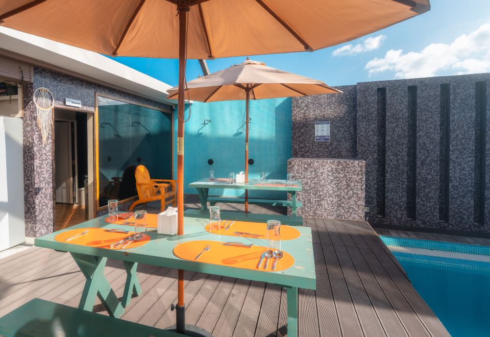 윙스 바이 호크스 호텔 항구 뷰