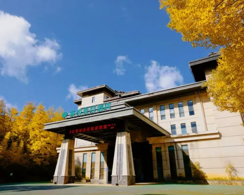 Ginkgo Queen Hotel Hotels near Jinfuo Mountain