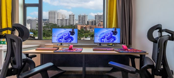 Luban E-sports Hotel (Qionghai City Center Zalang Street Branch) Hotels in Qionghai