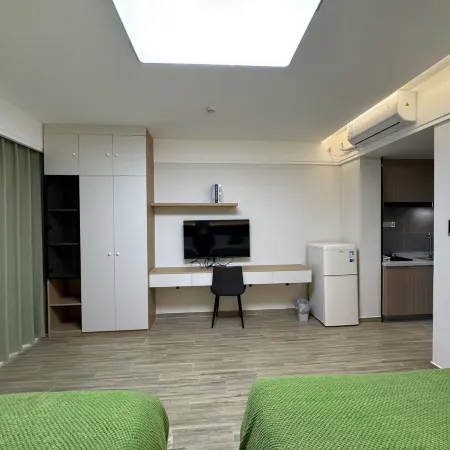 Hemuju · Yiju Scenic Apartment