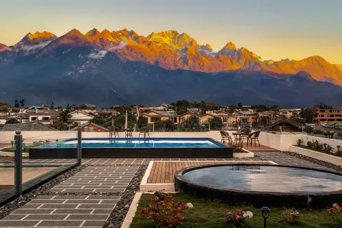 Shanye·Snow Viewing Mountain Retreat (Baisha Ancient Town Branch)