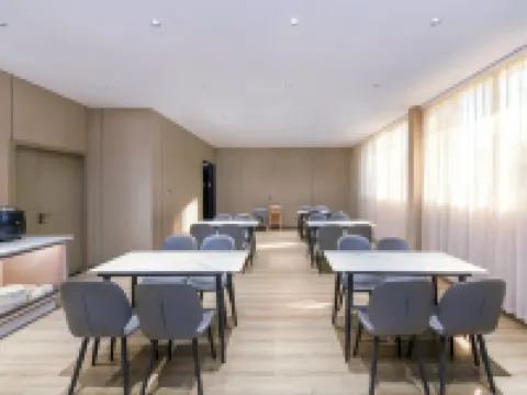 Yaqi Business Hotel (Jiang'an Hospital) Hotels in Jiang'an