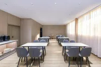 Yaqi Business Hotel (Jiang'an Hospital) Hotels in Jiang'an County