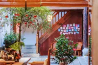 Lin'an Yishi Homestay (Jianshui Ancient City Branch)