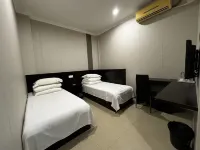 Fangzheng Aijian Hotel - ที่มีที่จอดรถ