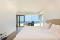 Anaya INS·Popular Auditorium Seaview Holiday Residence