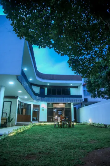 Bansri Villa Mount Lavinia Hotels near Mount Lavinia Beach