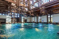 Lijiang Yulong Snow Mountain Hot Spring Hotel - romantici