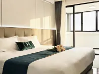 高台公寓（海峽會展中心葫蘆陣地鐵站店） 黄山附近的飯店