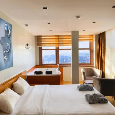 Elite Marmara Bosphorus Camlica Hotel โรงแรมใกล้ท่าเรือ Kalamis Marina