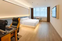 Jingfang E-Sports Hotel (Xuanhan Baren Square) - parking