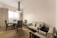 Wenli Zhou Inn (Luoyi Ancient City Branch)