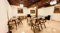 Ban Yin·Silkworm Mulberry Bureau Homestay (Jianchuan Ancient Town Branch) - ที่มีที่จอดรถ