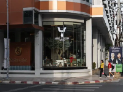 Golden Crown Grand Hotel Hotels in Hat Yai