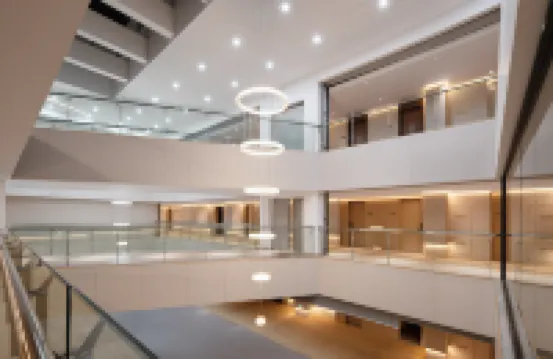 Baihe Yunqige International Hotel