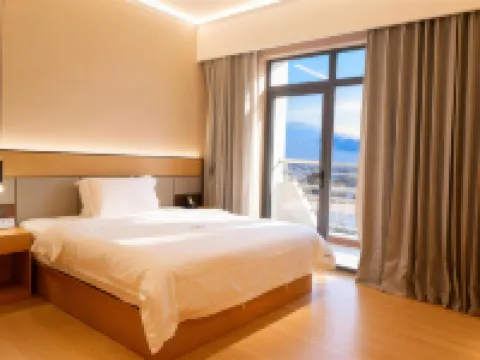 Jade Hotel Hotels near Village Museum