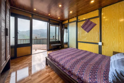 Sapana Mountain Retreat