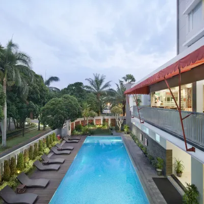 Grand Cakra Hotel Malang Hoteles cerca de Singosari - Templo de Ken Dedes
