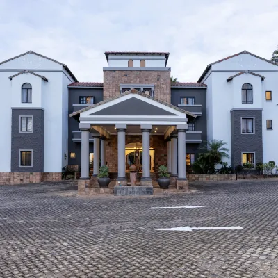 Basden Wood Hotel (RF) PTY LTD Hotels in der Nähe von Flughafen Waterkloof (FAWK) - WKF