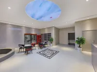 Urban Garden Select Hotel (Luonan People's Square) Hotels in Luonan