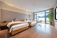 REZEN BLOSSOM HOTEL