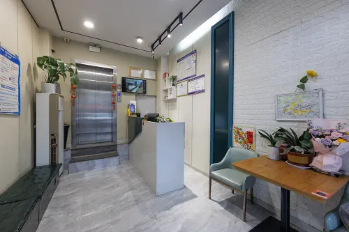 Linquan Aixin Hotel