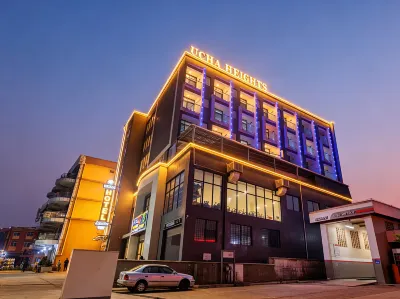 ยูซีเอชเอ โฮเทล แอนด์ สวีทส์ โรงแรมใน