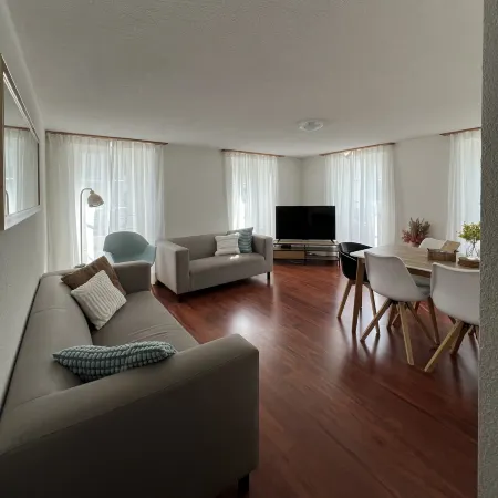 Nimbuzzz Apartments Отели рядом с достопримечательностью «Высота Хардер Кульм»