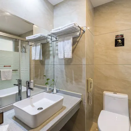 Hequn Hotel